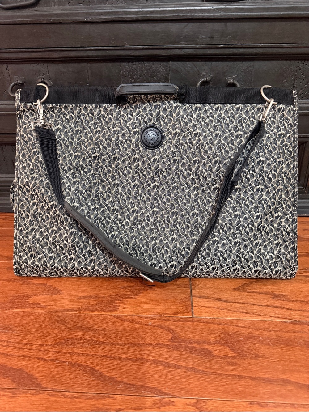 Samsonite Tiara Soft Gray & Black Canvas Print Garment Bag - used